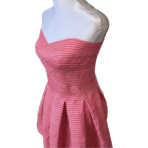 L'atiste Prom / Spring Formal Bandage Dress in Barbie Pink and Cream size Large - Picture 4 of 11
